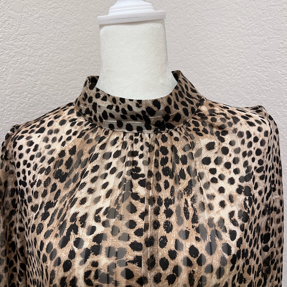 H&M Leopard top - Picture 4 of 9